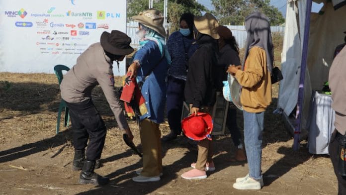 Polisi Amankan 7 Orang Penonton MXGP Samota Yang Bawa Senjata Tajam