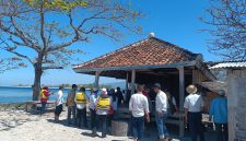 Inventarisasi Pulau Kecil (Gili) di Lombok Timur. (Dok. Ragil)