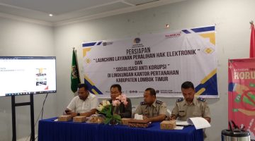 Kantor Pertanahan  Kabupaten Lombok Timur mempersiapkan peluncuran layanan peralihan Hak Elektronik. (Dok. Ragil)